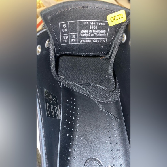 NEW DR MARTENS WOMENS /MENS OXFORD STYLE SIZE 8 &10 - Picture 9 of 12